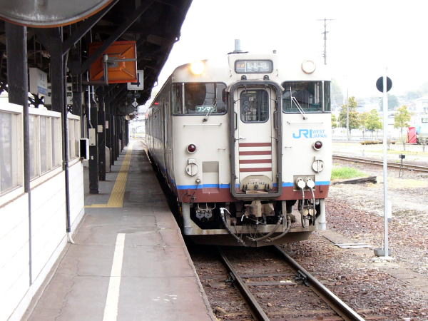 快速「ことぶき」のキハ４７